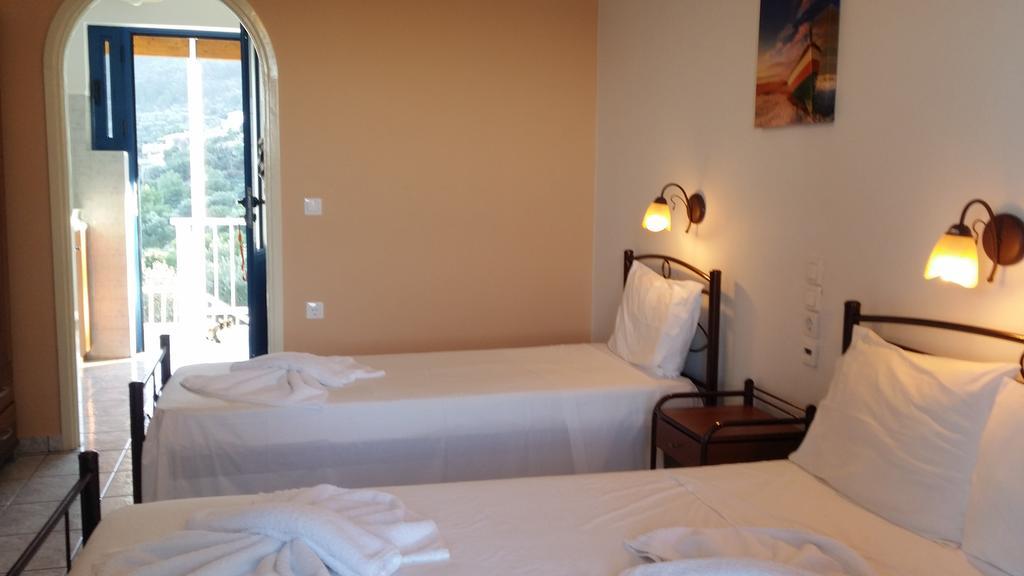 Villa Bella Vista Marathiás エクステリア 写真