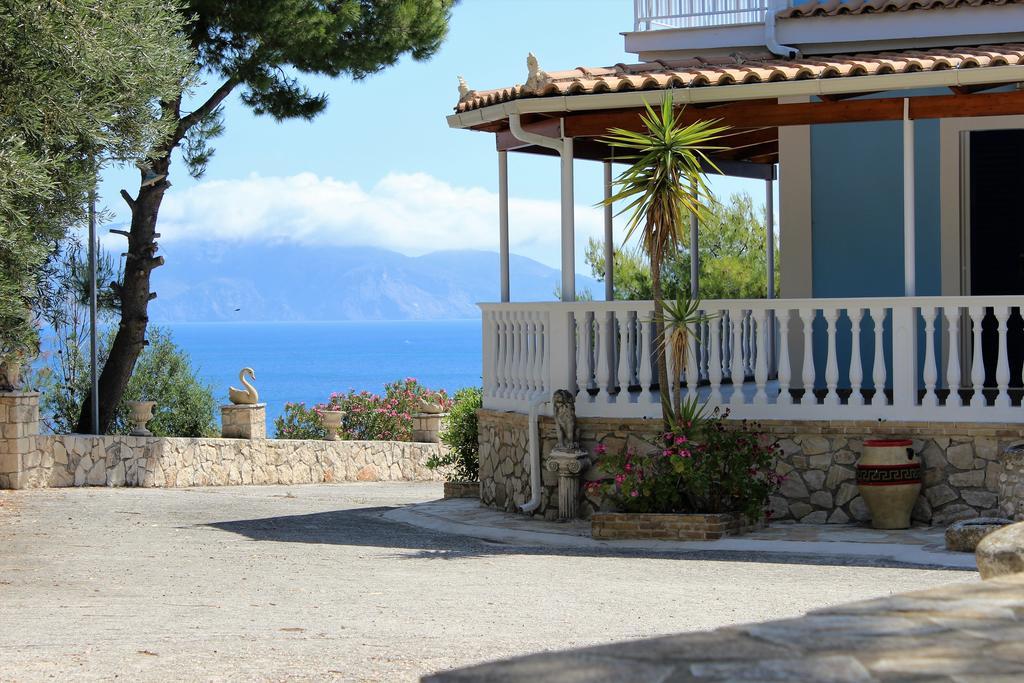 Villa Bella Vista Marathiás エクステリア 写真